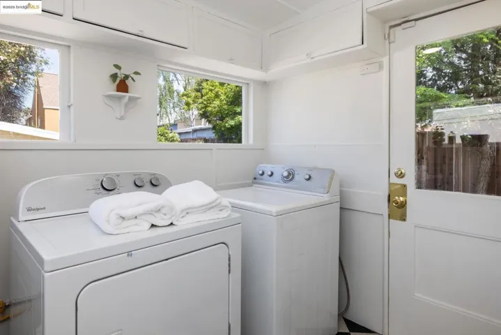 4468 Tulip Ave, Oakland, California 94619