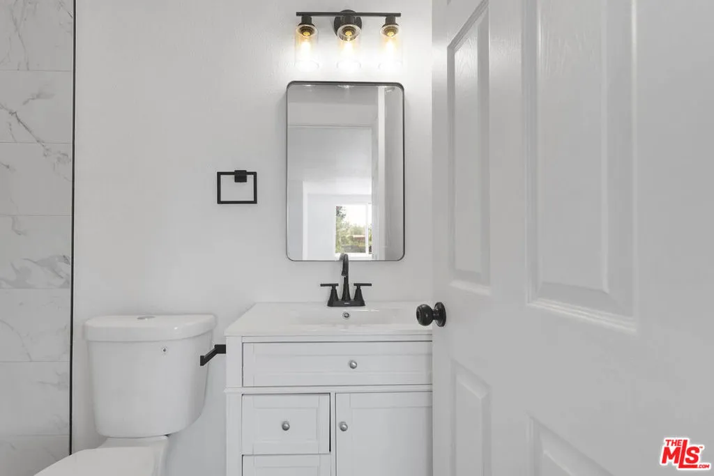 8055 Bangor Avenue, Hesperia, California 92345 home-pic-28