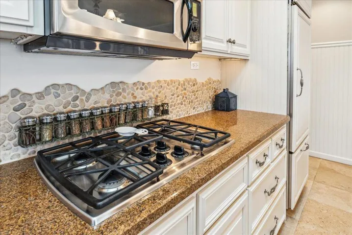 161 Pacific Avenue, Pacific Grove, California 93950
