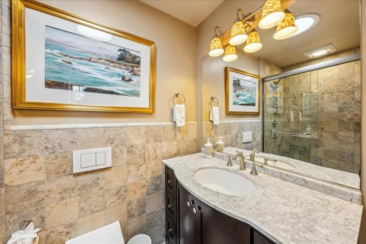 161 Pacific Avenue, Pacific Grove, California 93950