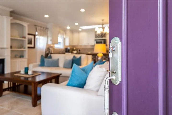 161 Pacific Avenue, Pacific Grove, California 93950