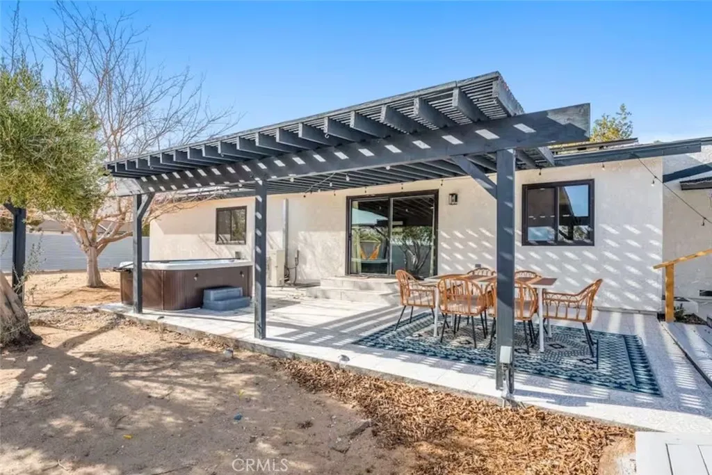 6595 Desert Knoll Avenue, 29 Palms, California 92277 home-pic-31