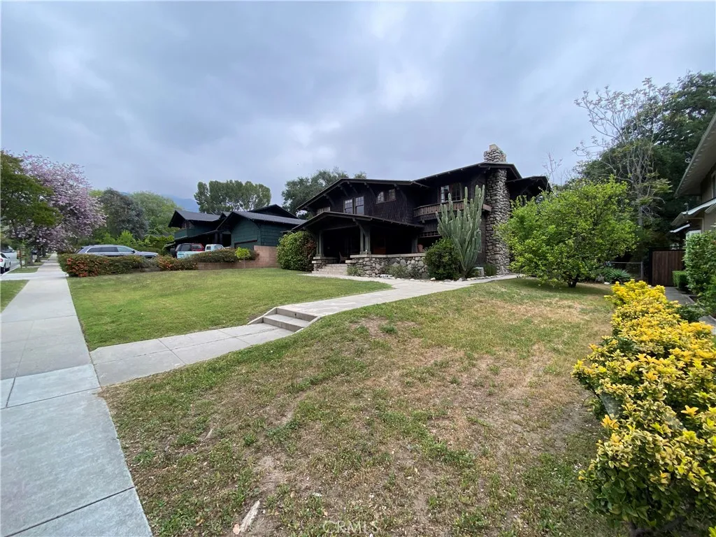 168 Highland Place, Monrovia, California 91016 home-pic-3