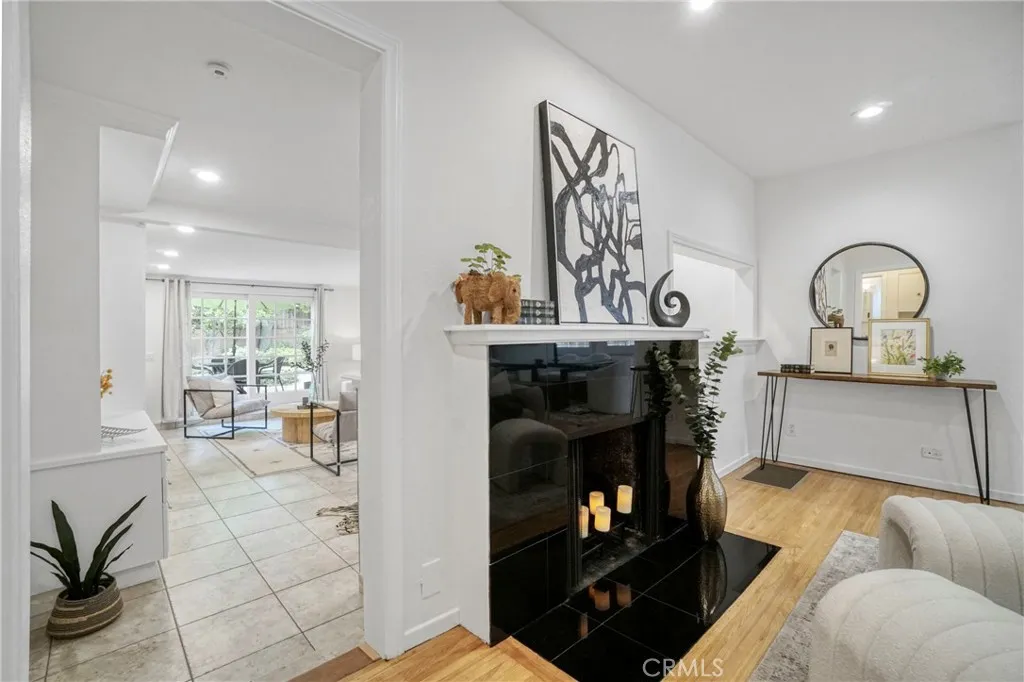 4299 Bakman Avenue, Studio City, California 91602 home-pic-8