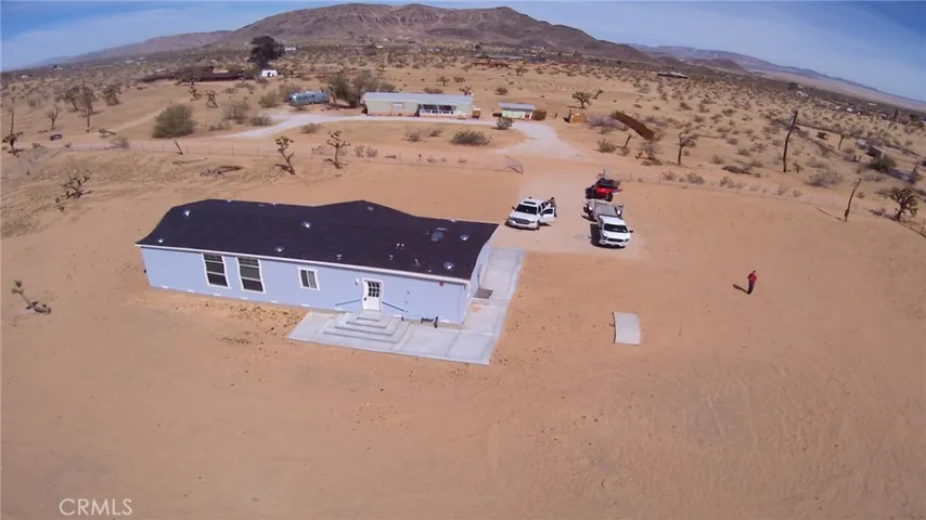 59575 Stearman Road, Landers, California 92285