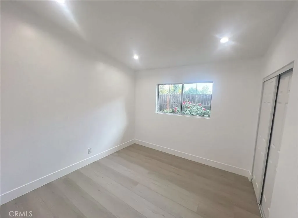 21541 Yucatan Avenue, Woodland Hills, California 91364 home-pic-14