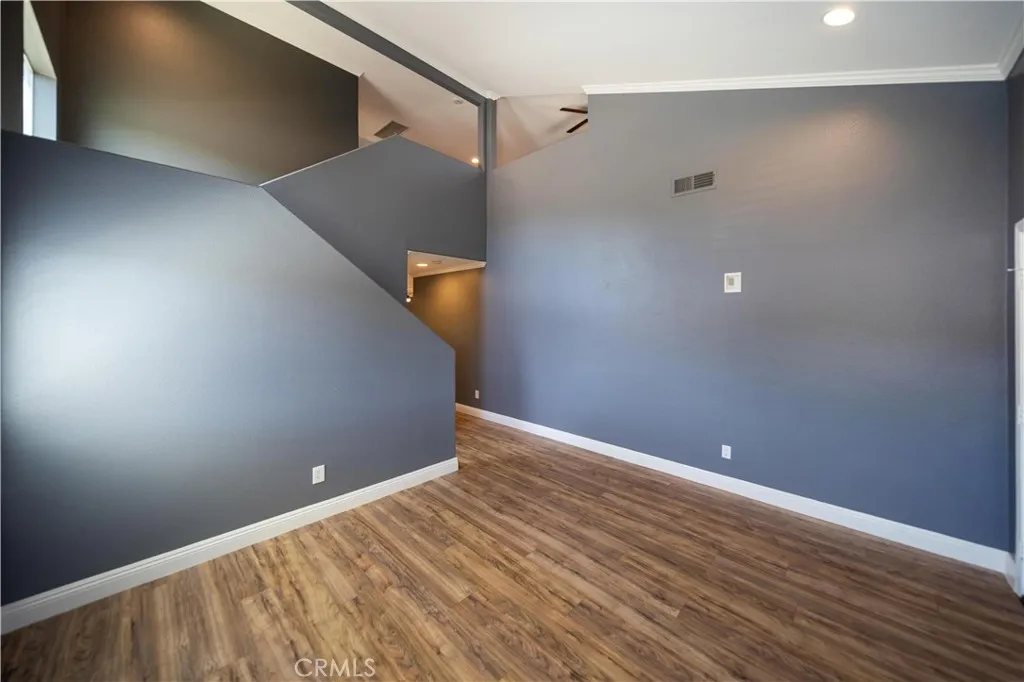 29435 Falling Leaf Drive, Lake Elsinore, California 92530 home-pic-6