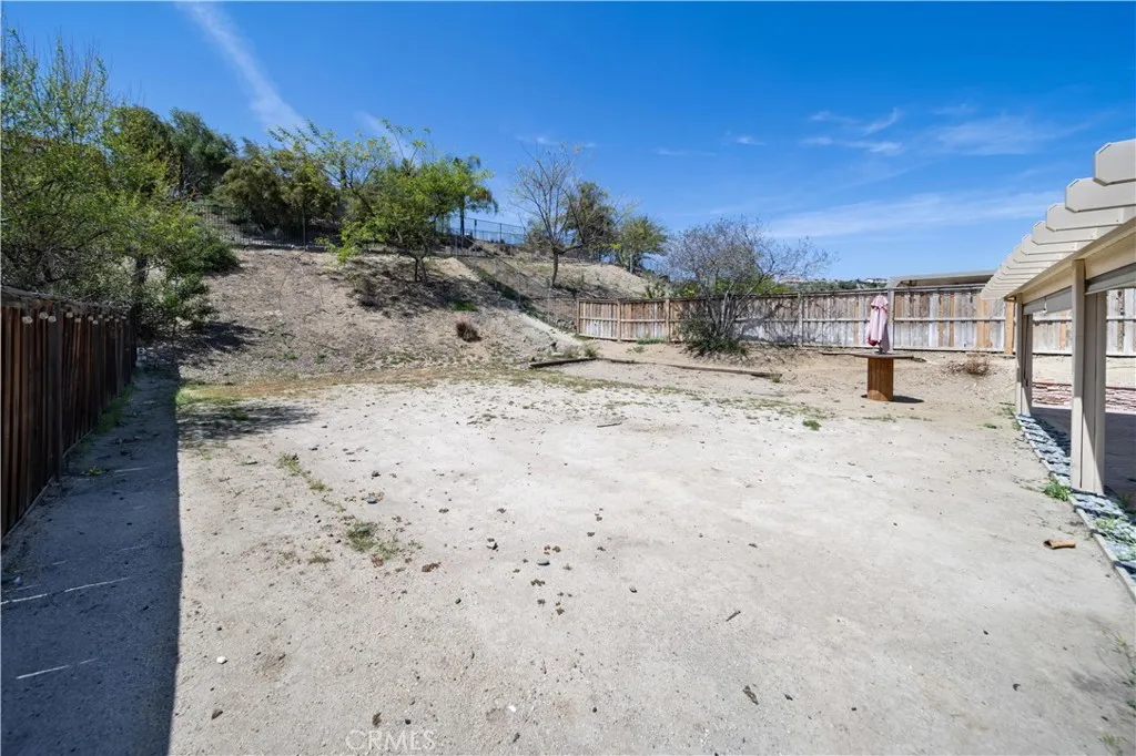 29435 Falling Leaf Drive, Lake Elsinore, California 92530 home-pic-39