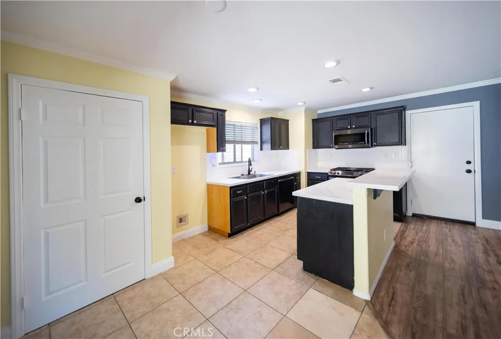 29435 Falling Leaf Drive, Lake Elsinore, California 92530 home-pic-13