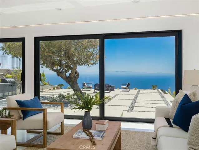 30414 Ganado Drive, Rancho Palos Verdes, California 90275