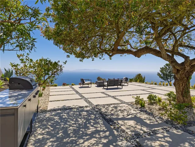 30414 Ganado Drive, Rancho Palos Verdes, California 90275