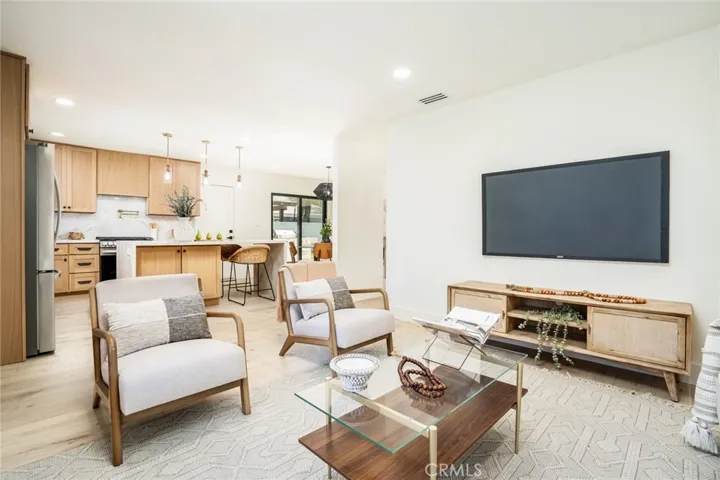 10182 Halawa, Huntington Beach, California 92646