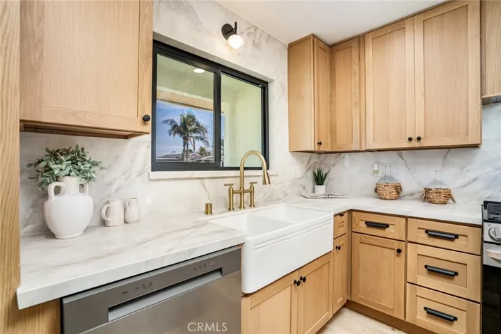10182 Halawa, Huntington Beach, California 92646