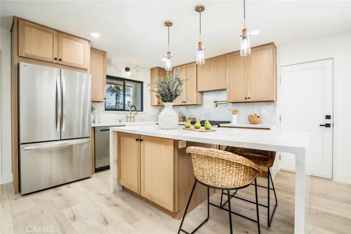 10182 Halawa, Huntington Beach, California 92646