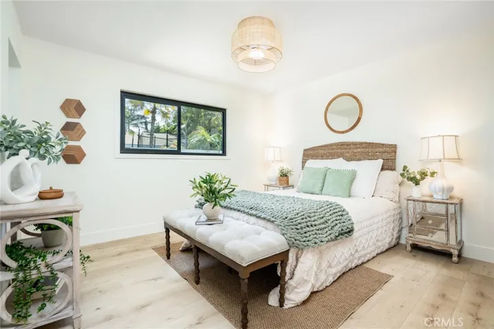 10182 Halawa, Huntington Beach, California 92646