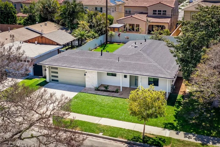 10182 Halawa, Huntington Beach, California 92646