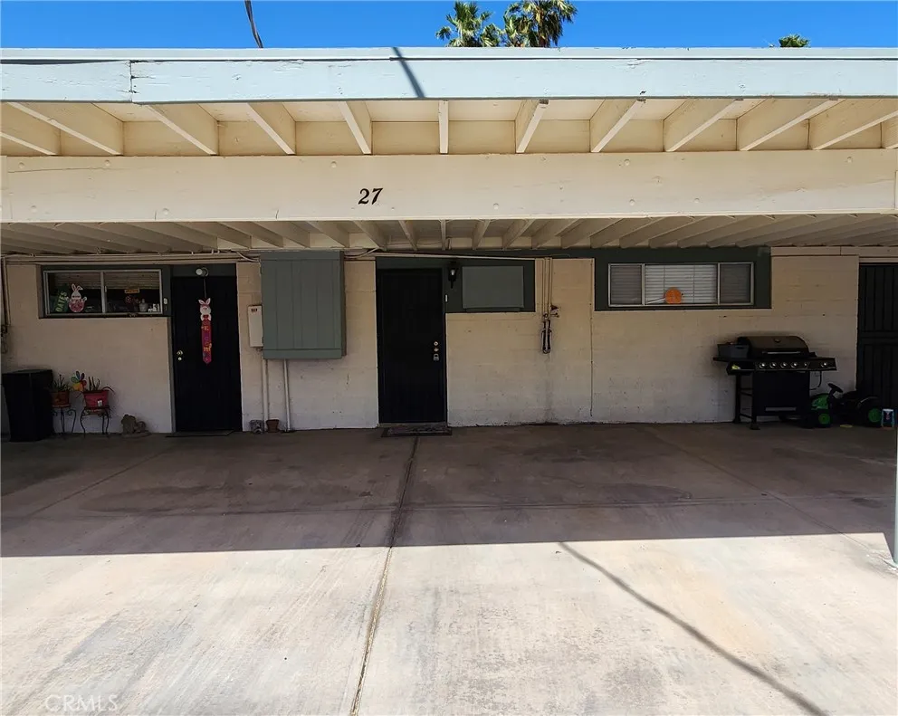 1030 N Lovekin  home-pic-24