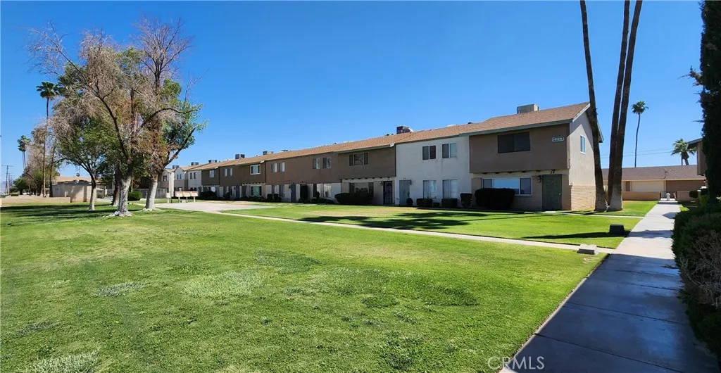 1030 N Lovekin  home-pic-26