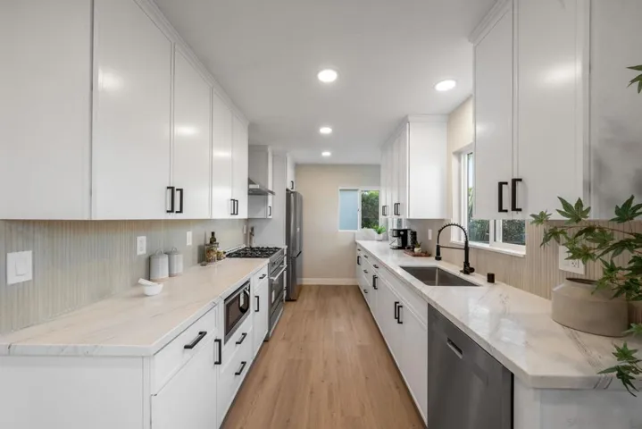 646 S 45th, San Diego, California 92113