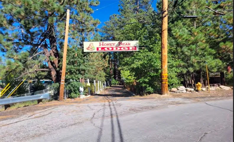 40994 Nw Pennslyvania Ave, Big Bear Lake, California 92315