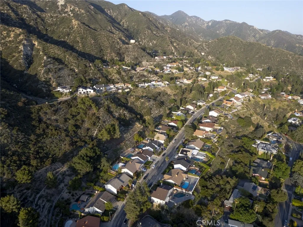 3033 Hopeton Road, La Crescenta, California 91214 home-pic-55