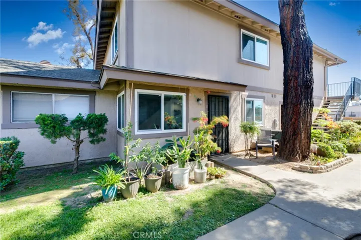 1710 Normandy Place 2, Santa Ana, California 92705