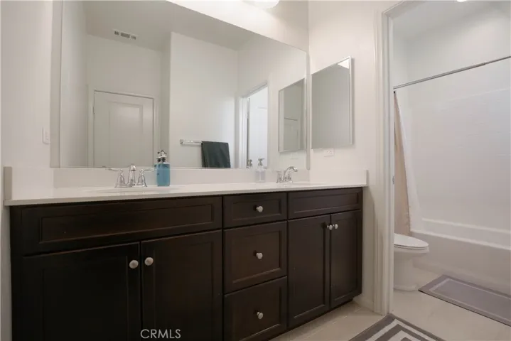 31532 Alicante Loop, Winchester, California 92596