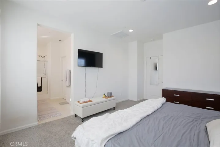 31532 Alicante Loop, Winchester, California 92596