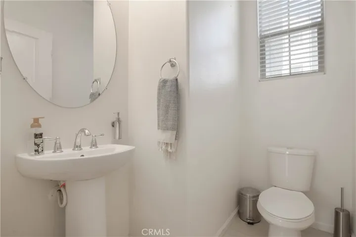 31532 Alicante Loop, Winchester, California 92596