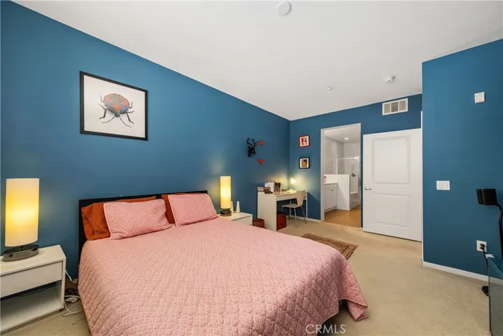 13029 Central Avenue 204, Hawthorne, California 90250