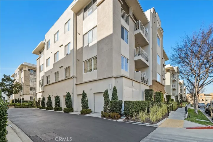 2nd floor corner unit