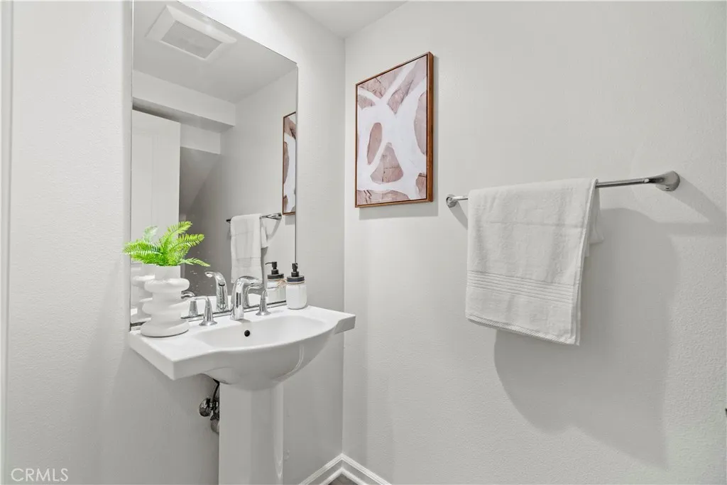 133 Sugar Cane, Irvine, California 92620 home-pic-2