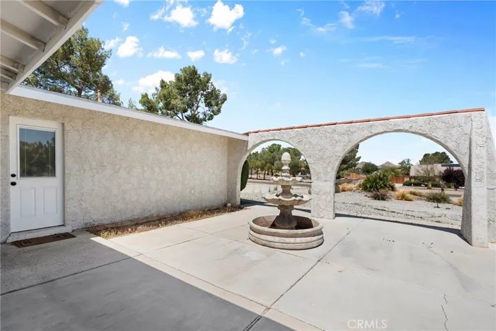 19165 Chole Road, Apple Valley, California 92307