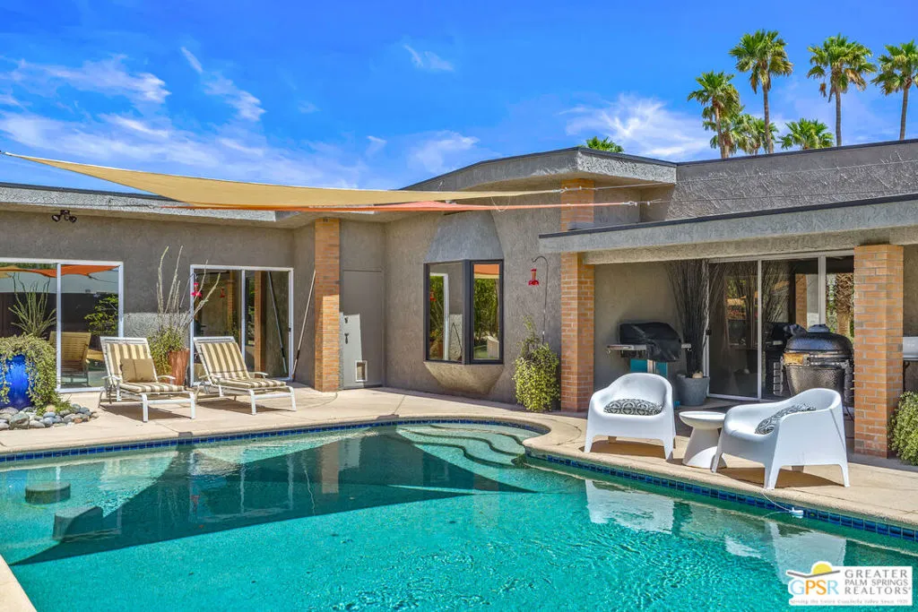 2207 N Viminal Road, Palm Springs, California 92262 home-pic-43