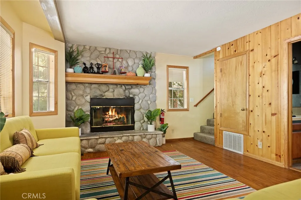 31771 Panorama Drive, Running Springs, California 92382 home-pic-13