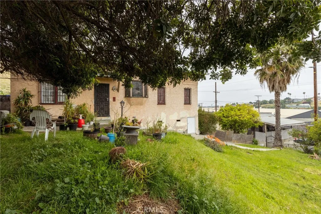 1972 N Marianna Avenue, Los Angeles, California 90032 home-pic-4