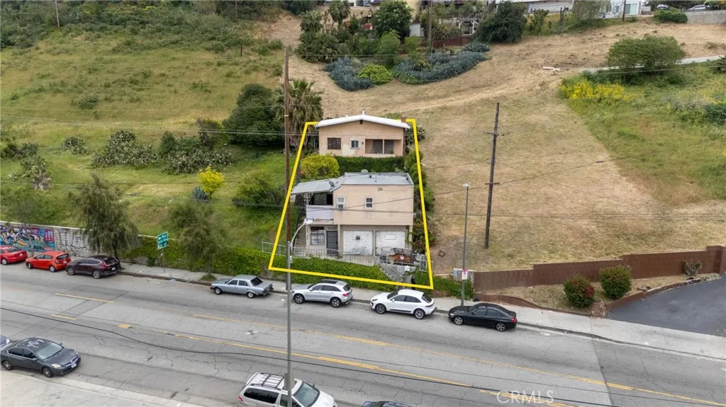 1972 N Marianna Avenue, Los Angeles, California 90032 home-pic-25