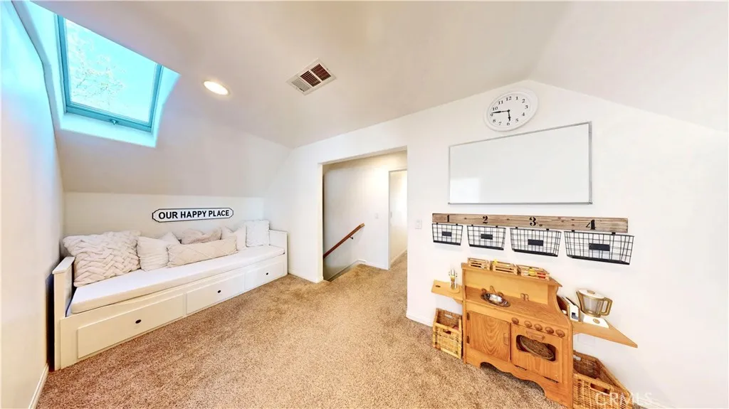 35159 El Dorado Street, Ortega Mountain, California 92530 home-pic-37