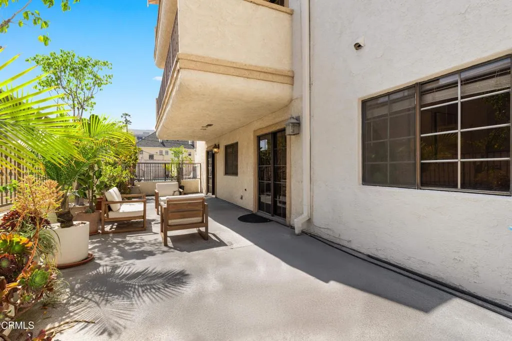 227 S Madison Avenue 104, Pasadena, California 91101 home-pic-26