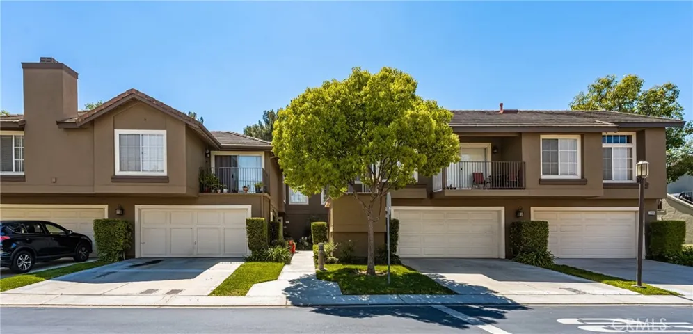 711 S Glenhurst Drive, Anaheim Hills, California 92808
