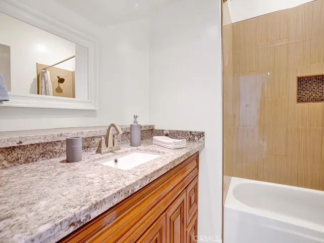 3007 Croyden Bay, Costa Mesa, California 92626