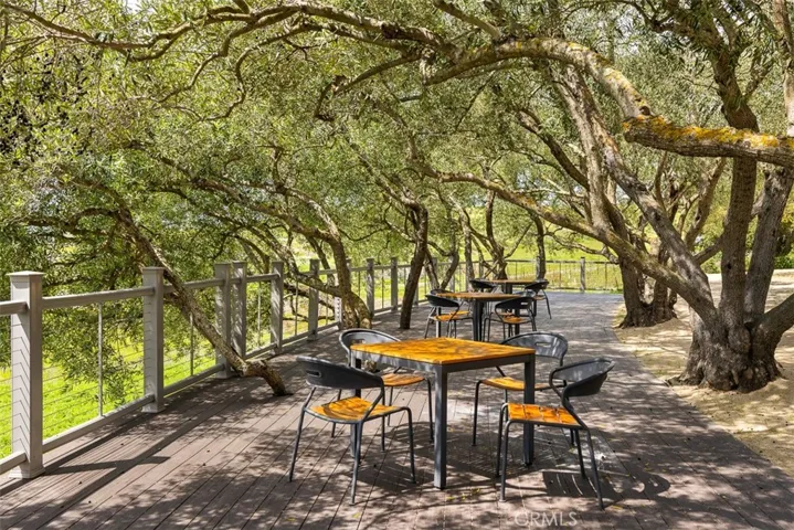 2750 Las Amigas Road, Napa, California 94559