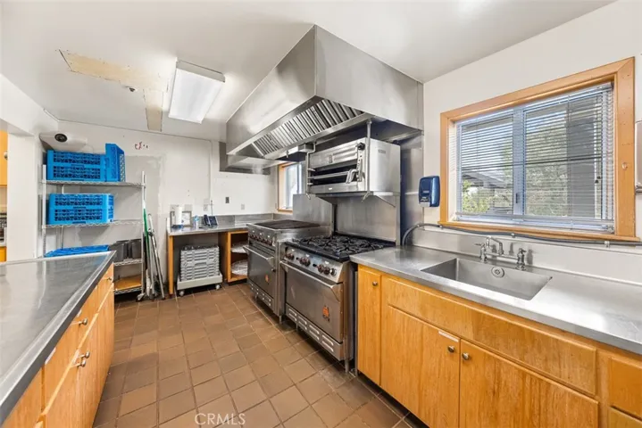 2750 Las Amigas Road, Napa, California 94559
