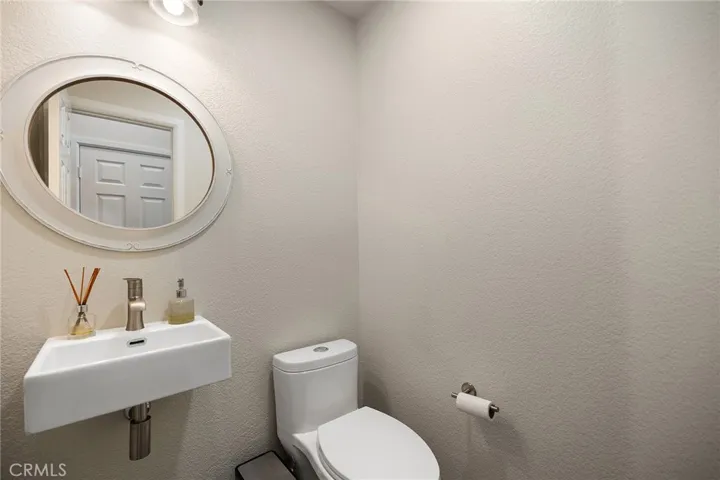 42768 Mountain Shadow Road, Murrieta, California 92562