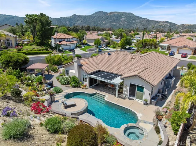 42768 Mountain Shadow Road, Murrieta, California 92562