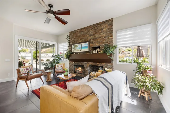 42768 Mountain Shadow Road, Murrieta, California 92562
