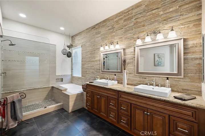 42768 Mountain Shadow Road, Murrieta, California 92562