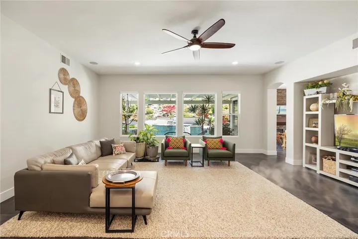 42768 Mountain Shadow Road, Murrieta, California 92562