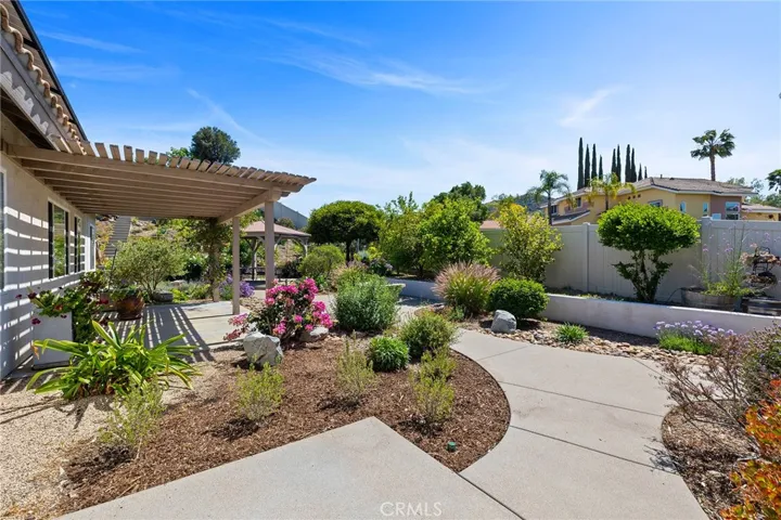 42768 Mountain Shadow Road, Murrieta, California 92562