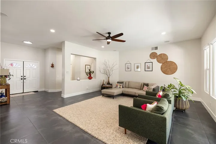 42768 Mountain Shadow Road, Murrieta, California 92562